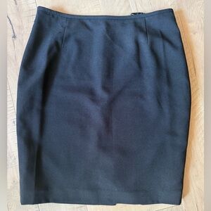Le Suit Petite Black Skirt